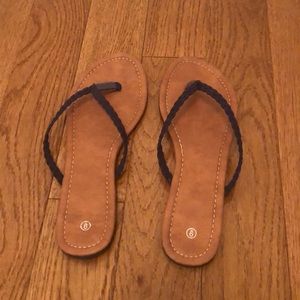 BRAND NEW Braided Flip Flops
